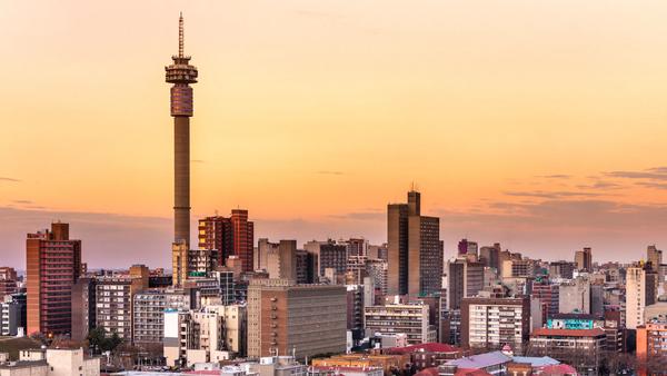 Dive into the eclectic beats of Maboneng, savour inventive cuisine in Soweto, and explore the city's complex history